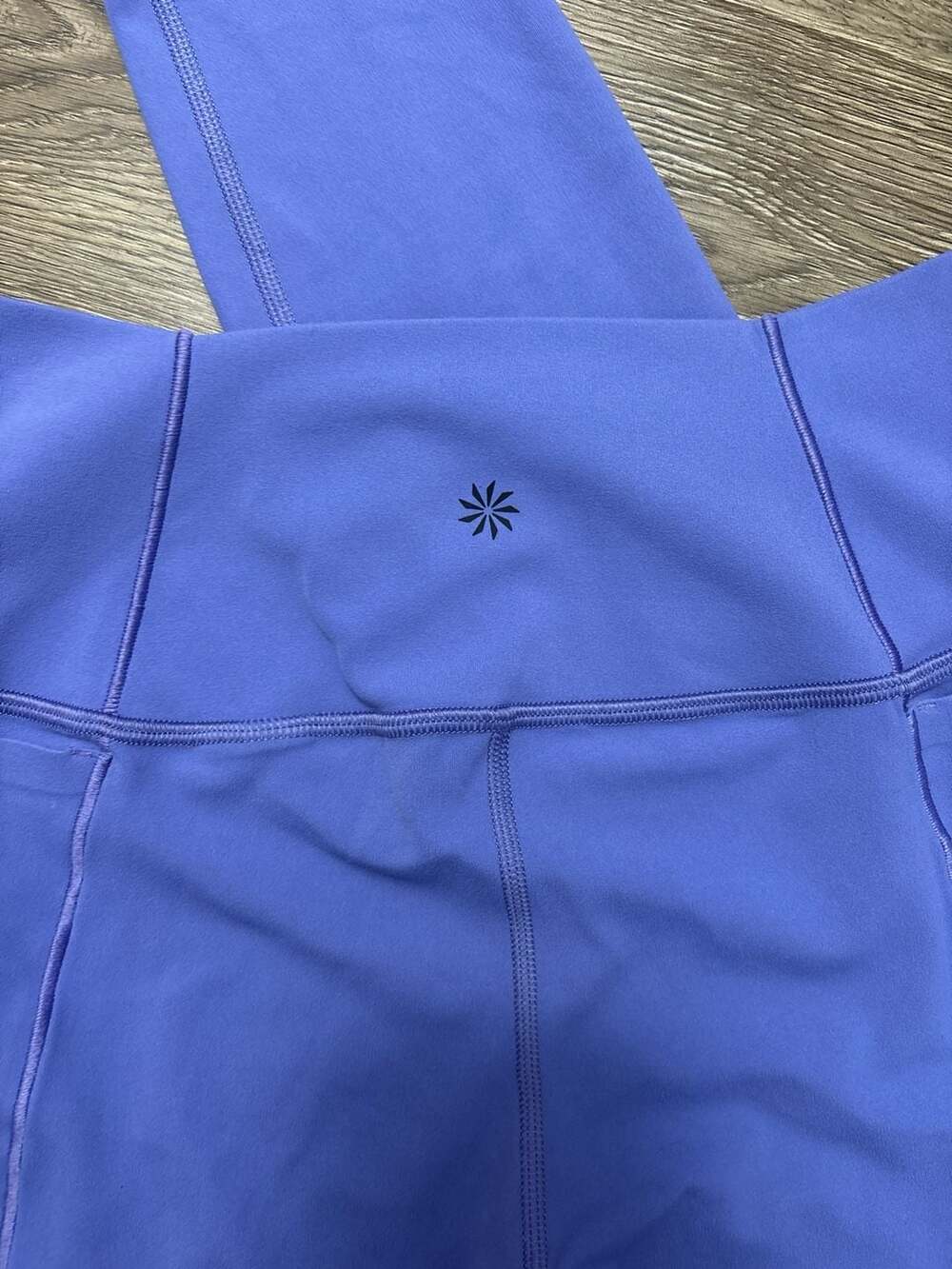Athleta Transcend Stash Tight Buttery Soft - Picture 2 of 6